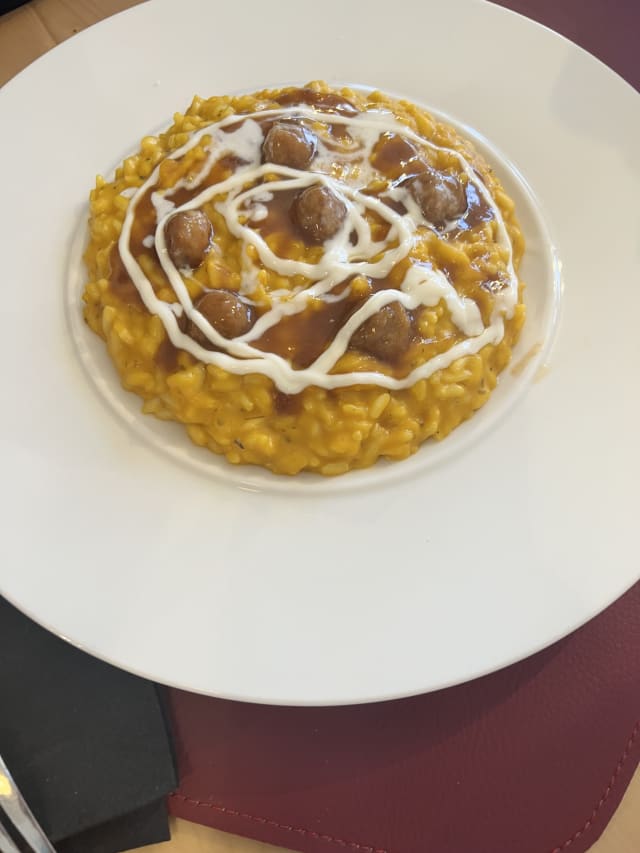 Risotto alla zucca con polpettine di vitello e fonduta di caciocavallo - Vulio - Gusto Divino