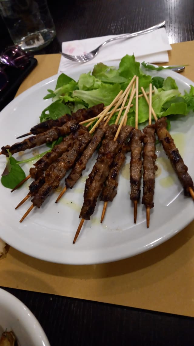 Arrosticini di ovino alla griglia (12pz) - Rotonda Oberdan Grill Bar