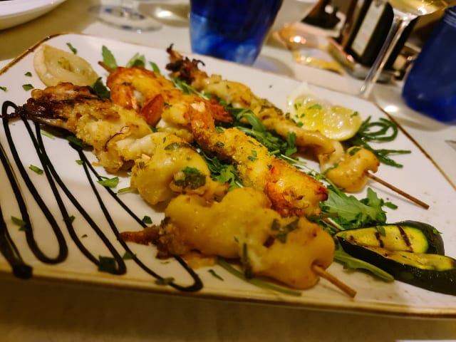 Spiedini di calamari e gamberi - Osteria Il Paiolo, Ravenna