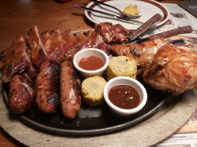 American BBQ Combo (para 2 personas) - Ribs PlanetOcio