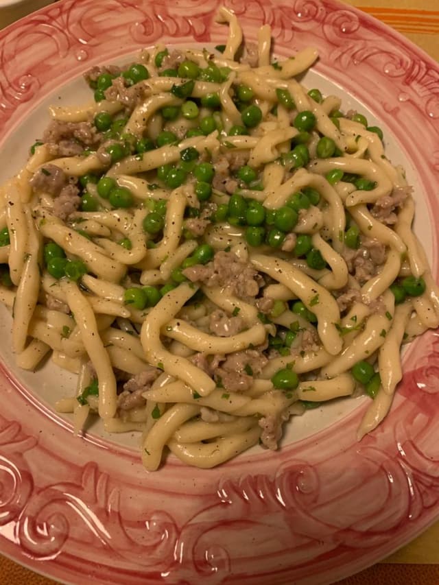 Strozzapreti al ragù o al sugo bianco - Trattoria da Betti, Ravenna