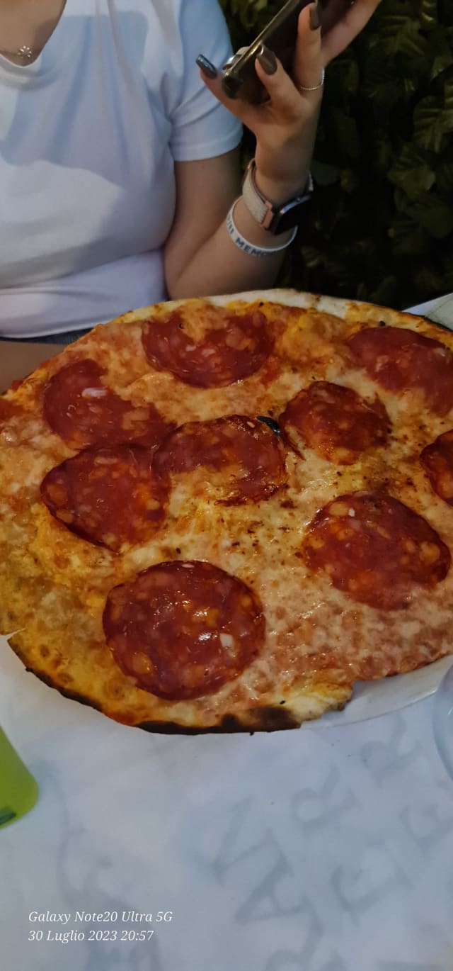 Diavola - Ristorante Pizzeria Braceria Ravioleria CENERENTOLA, Frascati