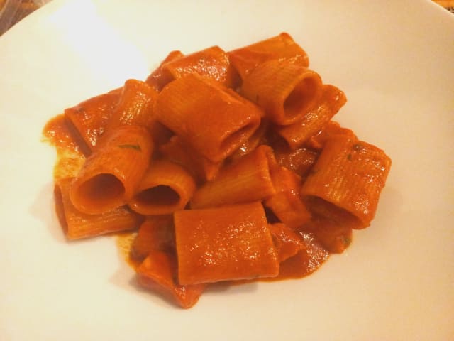 Pacchero con goulash di tonno - Le Nasse Lab, Rome