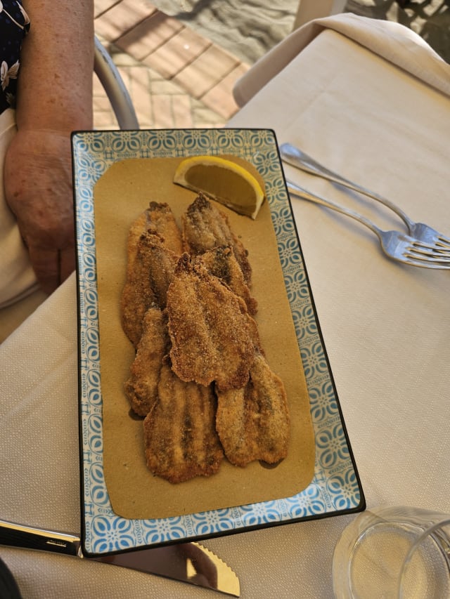 Alici fritte con panatura croccante - Aneme e Core, Ostia