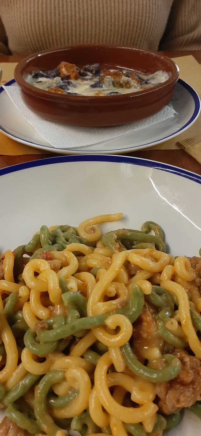 Gramigna al ragù di salsiccia - Osteria Boccabuona, Bologna