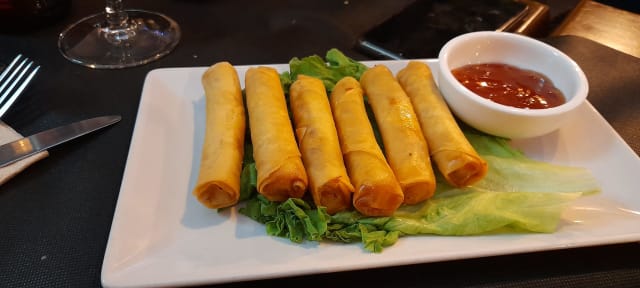 Rollitos de Carne (6 Uds) - The Banana Leaf Madrid