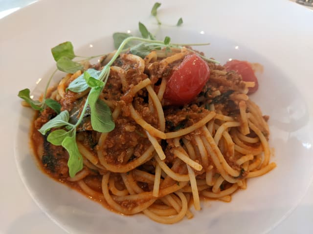 Spaghetti Alla Bolognese - Villaggio