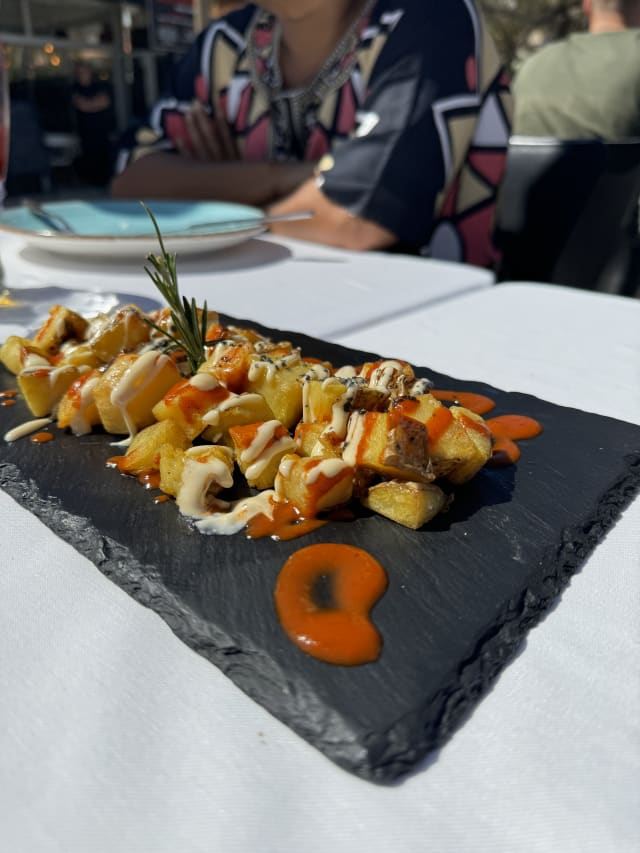 Bravas - Qué Rico, Alicante