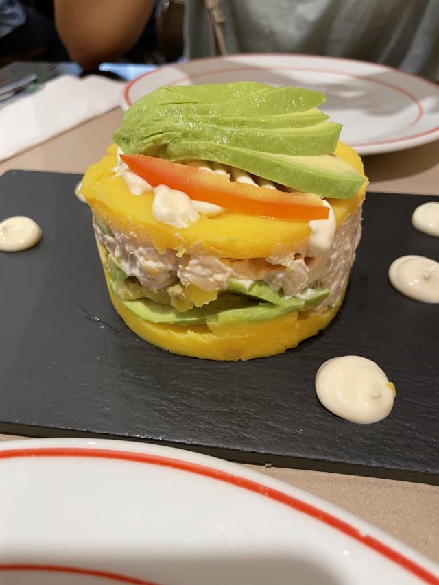 Causa rellena de pollo - Cumpanama, Barcelona