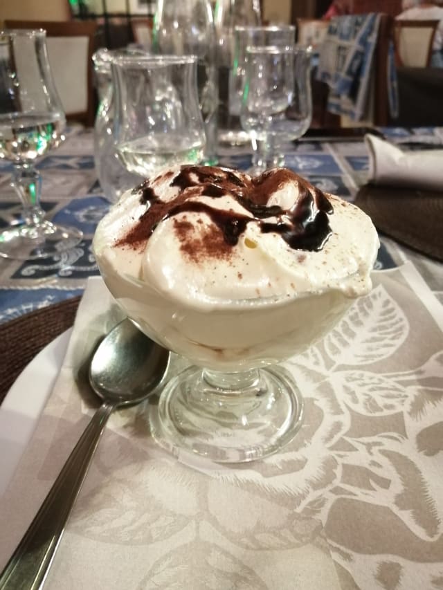 Dessert del giorno, tiramisù - La Brasserie sul mare