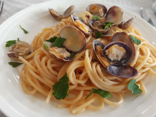 spaghetti vongole veraci - Rosso Corallo, Fiumicino