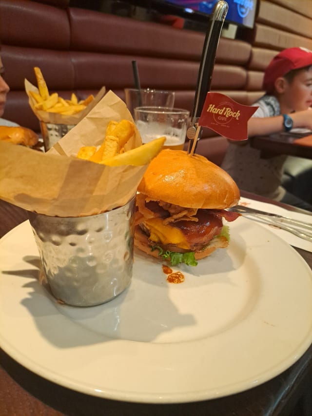 Swiss mushroom burger - Hard Rock Cafe - Barcelona, Barcelona