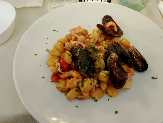 Gnocchetti del pescatore  - Adesso è Così Ristorazione Contemporanea, Trieste