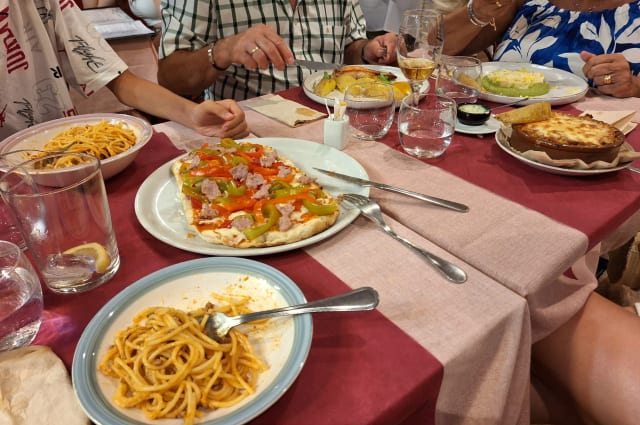 peperoni e salsiccia - La Divina Comida Italiana, Alicante