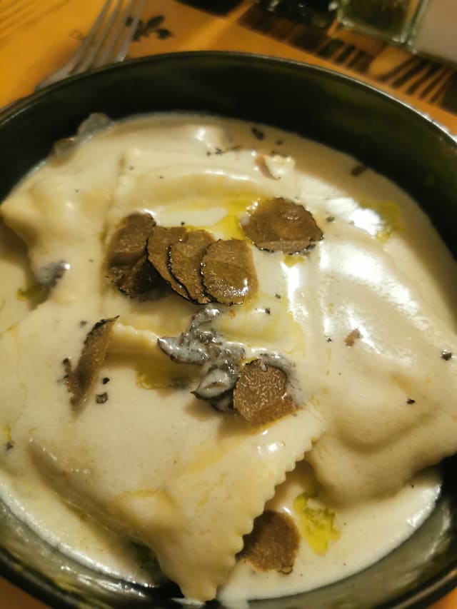 Ravioli di patate al tartufo - Dante e Beatrice, Florence