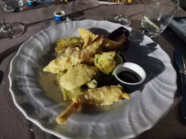 Tempura di gamberi, verdure e calamari - Ristorante Il Grande Olmo