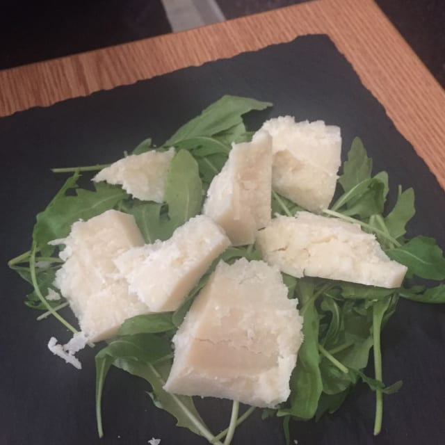 Parmigiano reggiano e aceto balsamico - Ristosalumeria Carpi, Carpi