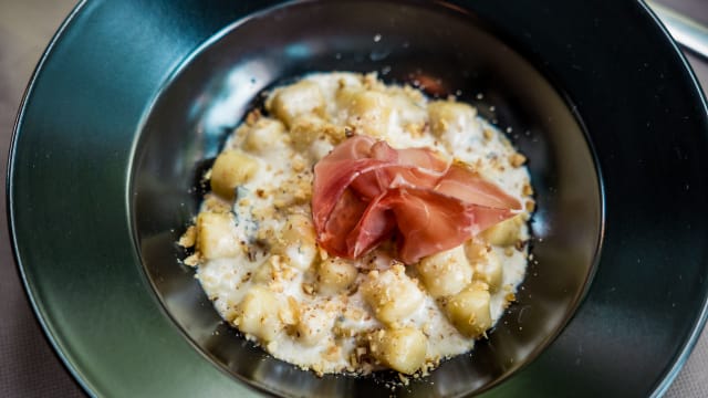 Gnocchetti di patate gorgonzola e noci tostate  - Ristorante Borsieri 39, Milan