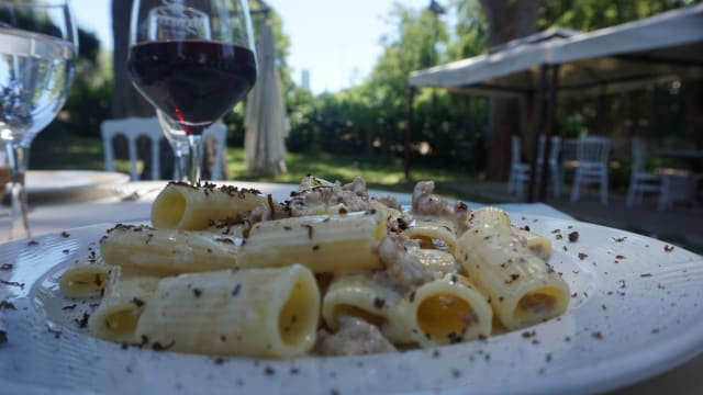 Rigatoni Norcina e Tartufo - Villa Icidia, Frascati