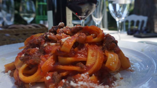 Fettucine al Ragu di Manzo - Villa Icidia, Frascati