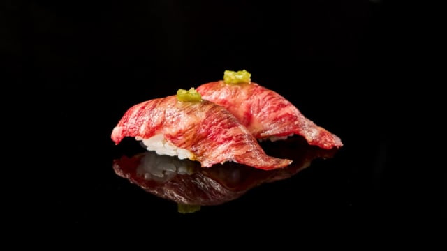 Nigiri wagyu beef a5 2pz - Haruka Sushi, Milan