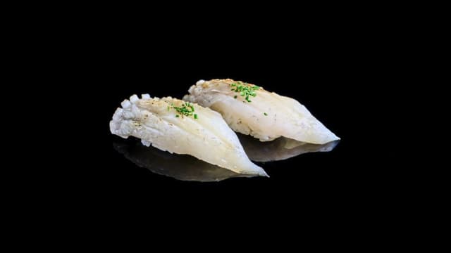 Nigiri rombo 2 pz - Haruka Sushi