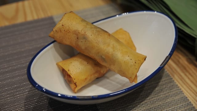 Rollo primavera de gamba y pollo (2 uds) - 101 Dim Sum Gracia, Barcelona