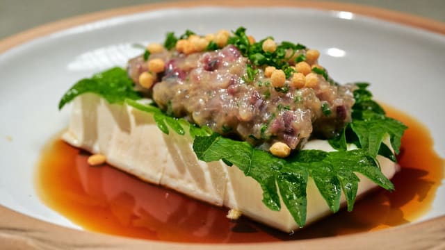 Tártaro de carapau, tofu frio, shiso - Ryōshi by chef Lucas Azevedo, Lisbon