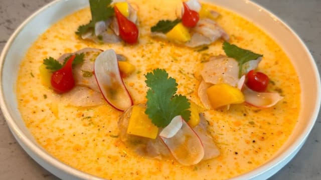 Ceviche - corvina - mango - koriander - Restobar Saluut