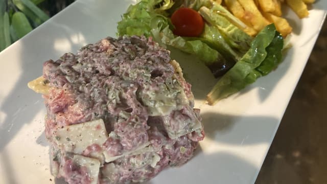 Tartare de boeuf au parmesan - La Table du Rôtisseur, Meaux