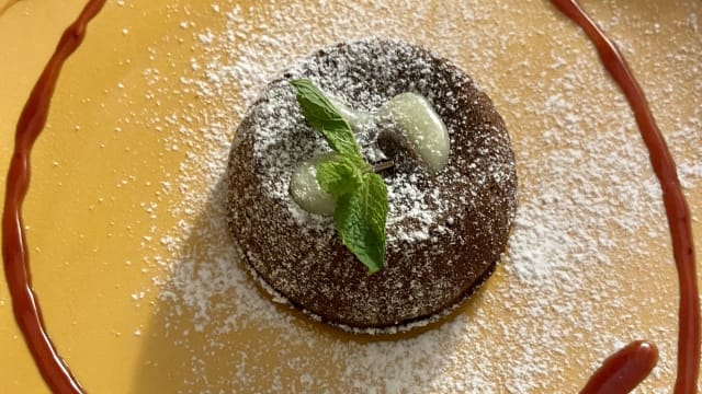 Soufflé al cioccolato  - Enoteca Divino Ostuni, Ostuni