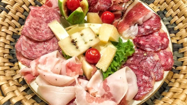 Tagliere misto salumi e formaggi  - Jimmy'z Bar & Food