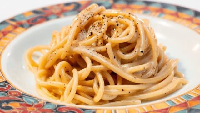 Spaghetti alla chitarra Cacio, Pepe, Mirto - Sardinia