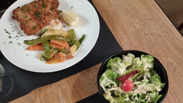 Cordon bleu de veau maison* - Le Vieux Couvent (Aux Caves du Vieux Couvent), Mulhouse