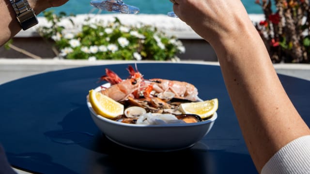 Aperitivo di crudo mare - LB  loungebar  Lidobianco, Monopoli