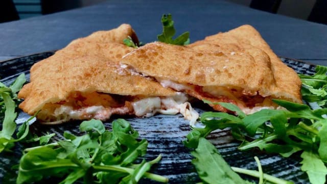 Calzone napoletano - Longevia Pavia