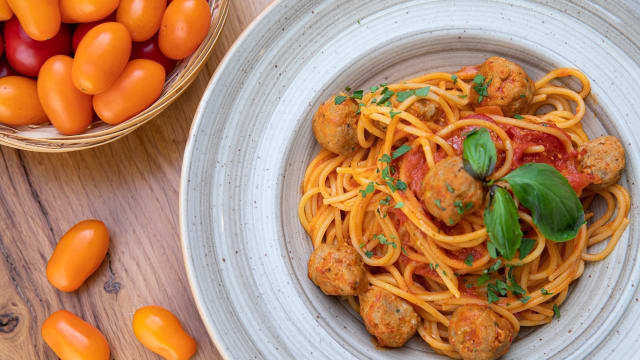 Lo spaghetto don peppino con le polpette - Osteria Battipalla, Florence