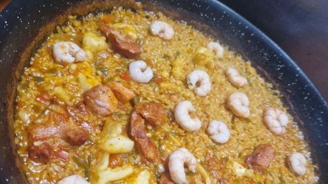 Paella de marisco  - Tapería Restaurante A Tutty Plen, Madrid