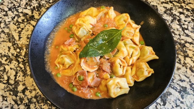 Tortelloni cardinale - Le Pulcinella