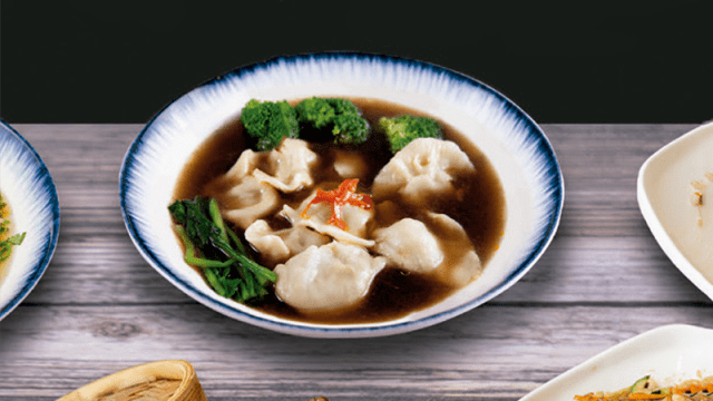 Sopa de gyozas de ternera - 101 Dim Sum Castelldefels, Castelldefels