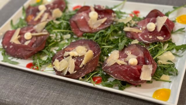 Carpaccio di manzo salmistrato di mugello - Ristorante Pomo D’Oro, Cafaggio