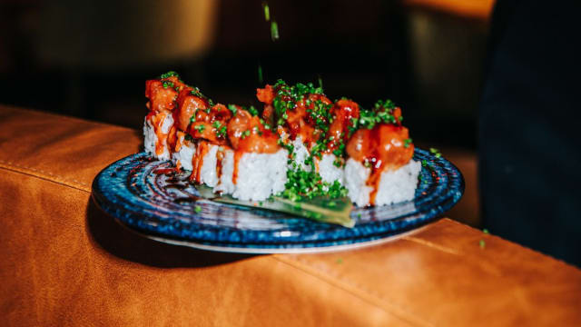 Spicy tuna roll - Jimix Fusion Foods