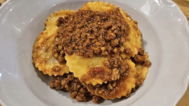 Tordelli Col Sugo Di Carne - Il Maialetto