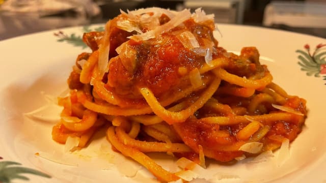 Chitarrona Senatore Cappelli con ragù di castrato mantecati al Pecorino di Atri  - Il Tavolino Di Pó