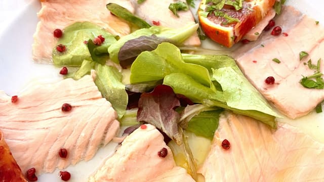 Salmone marinato arancia e pepe rosa - Ristorante Cervinia dal 1971, Rome