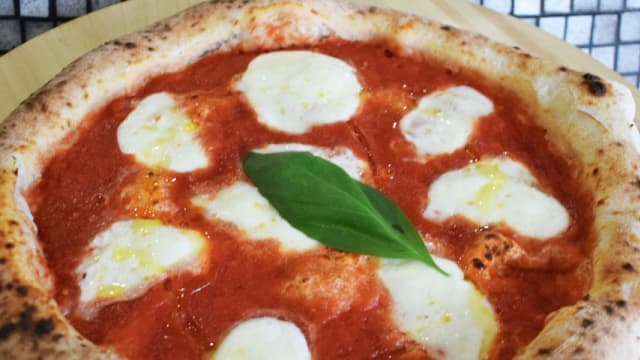 Regina - Pizzeria 280 Grammi