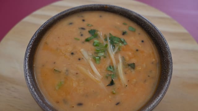 Sopa de lentejas  - Himalayan Restaurante Indio, Barcelona