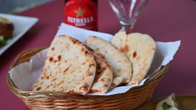 Papadom - Himalayan Restaurante Indio, Barcelona