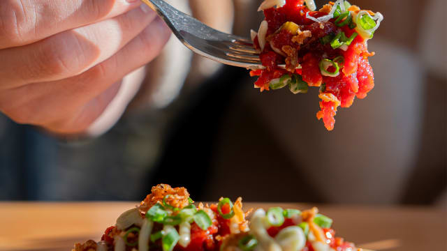 Tartare de boeuf / miso épicé - Audass, Asnières-sur-Seine