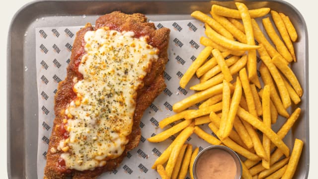 Milanesa Margarita - Berto's Milanesa - Museo Juan Carlos